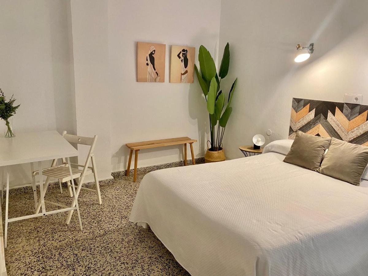 Hostal Paco Marbella Exteriör bild