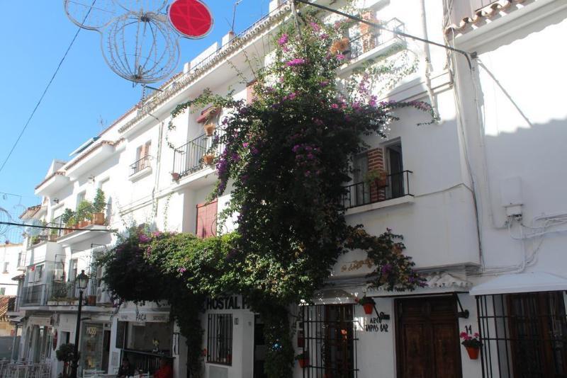 Hostal Paco Marbella Exteriör bild